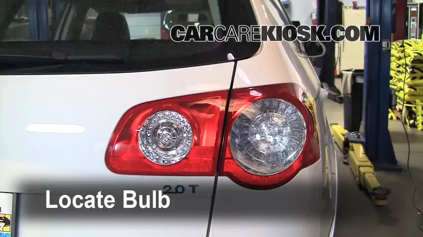 2010 Volkswagen Passat Komfort 2.0L 4 Cyl. Turbo Wagon Luces Luz de reversa (reemplazar foco)